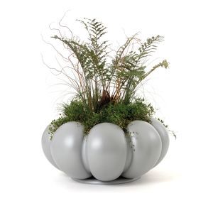 aluminum planter 1