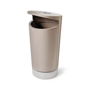 public trash can