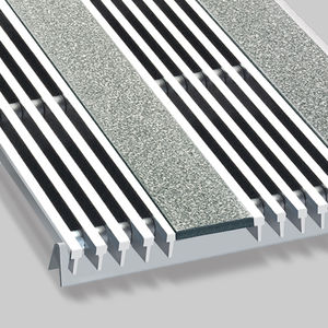 commercial entrance mat / stainless steel / with profiles