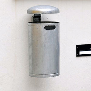 public trash can