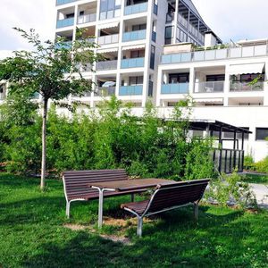 contemporary picnic table / hardwood / galvanised steel base / rectangular