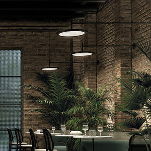 contemporary wall light