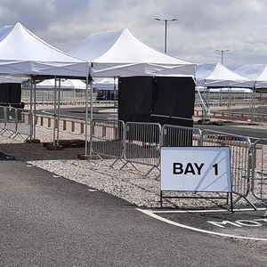 crowd barrier