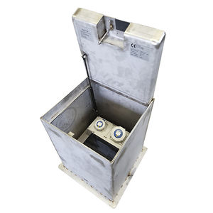 electrical distribution bollard