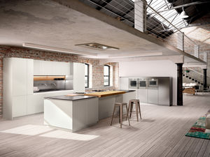 contemporary kitchen / wooden / island / lacquered