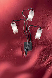 traditional wall light / iron