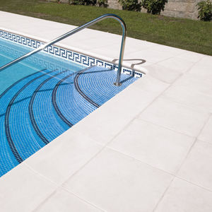 engineered stone swimming pool coping