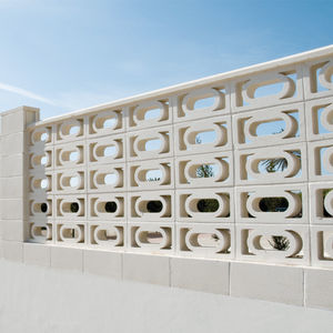 concrete screen wall 1