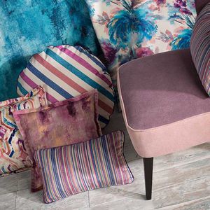 upholstery fabric / plain / striped / floral pattern