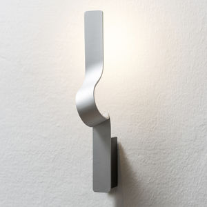 contemporary wall light