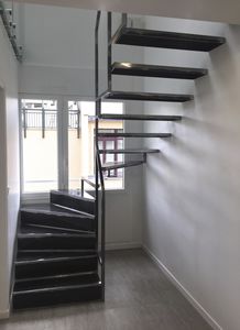half-turn staircase