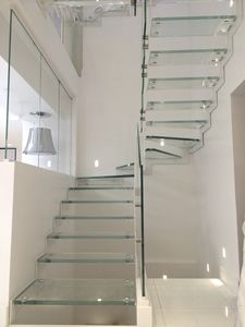 half-turn staircase / steel frame / metal frame / glass steps