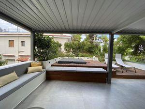 wall-mounted pergola