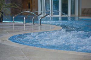 wave swimming pool