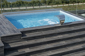 outdoor swimming pool
