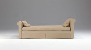 traditional daybed 1