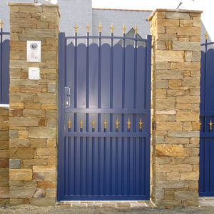 aluminum garden gate 1