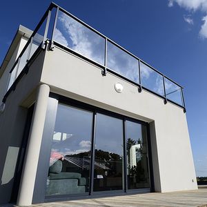 aluminum railing