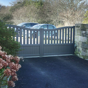 swing gate