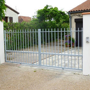 swing gate 1