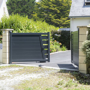swing gate 1