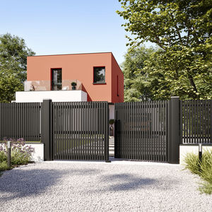 swing gate 1