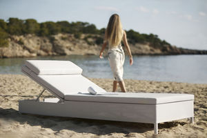 contemporary sun lounger