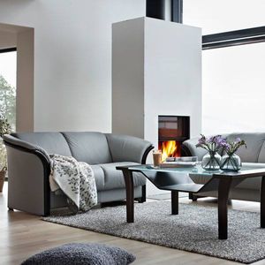 Manhattan sofa store by ekornes