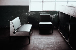 contemporary upholstered bench