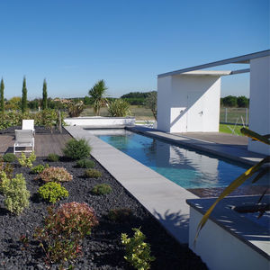 concrete swimming pool coping