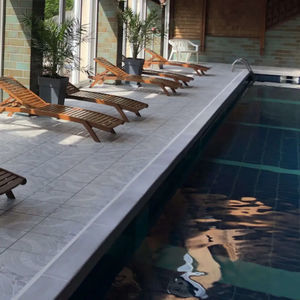 stone swimming pool coping