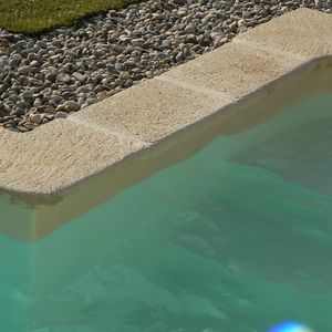 engineered stone swimming pool coping