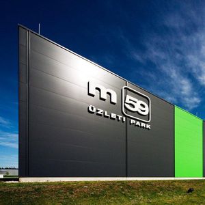 facade insulating sandwich panel