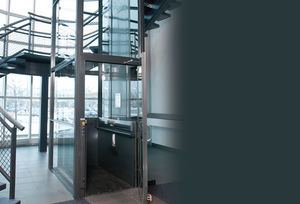 handicapped lifting platform