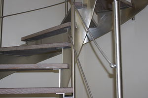 quarter-turn staircase
