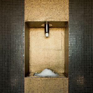 spa ice fountain