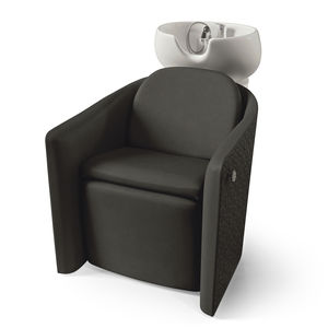 shampoo chair with footrest