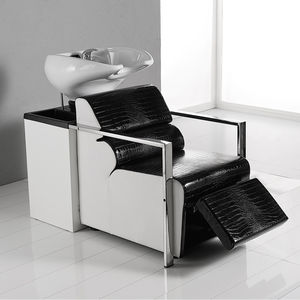 shampoo chair with footrest