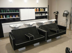 2-person shampoo chair