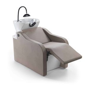 shampoo chair with footrest