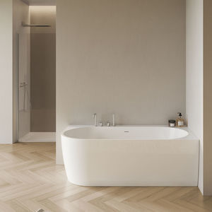 corner bathtub
