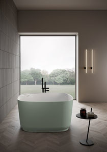 square bathtub