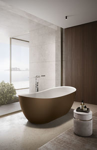 oval bathtub