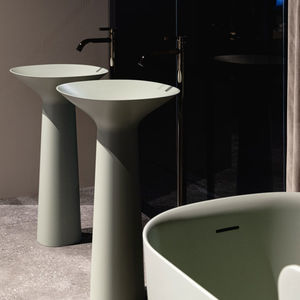 free-standing washbasin 1