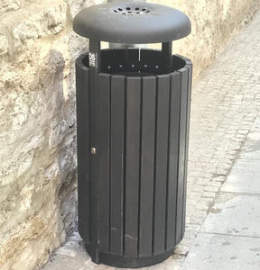 public trash can