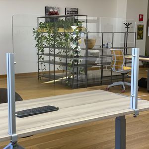 desk mounted office divider