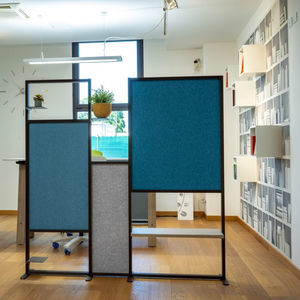 free-standing office divider 1