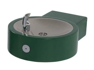 wall-mounted drinking fountain 1