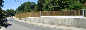 acoustic barrier