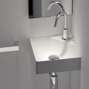 wall-mounted washbasin